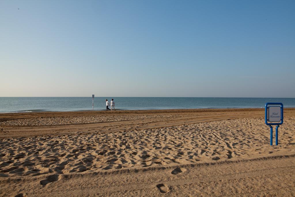 Hotel Horizonte Bibione Kültér fotó